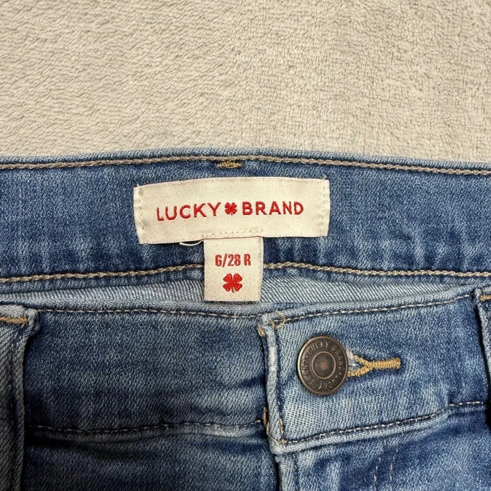 Lucky Brand‎ Sweet Mid Rise Straight Jeans Blue Distressed Denim 6/28 R